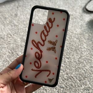 Wildflower 11 pro max case